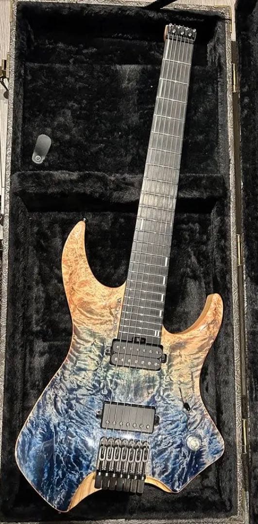 Acacia guitars MEDUSA 7弦ヘッドレス