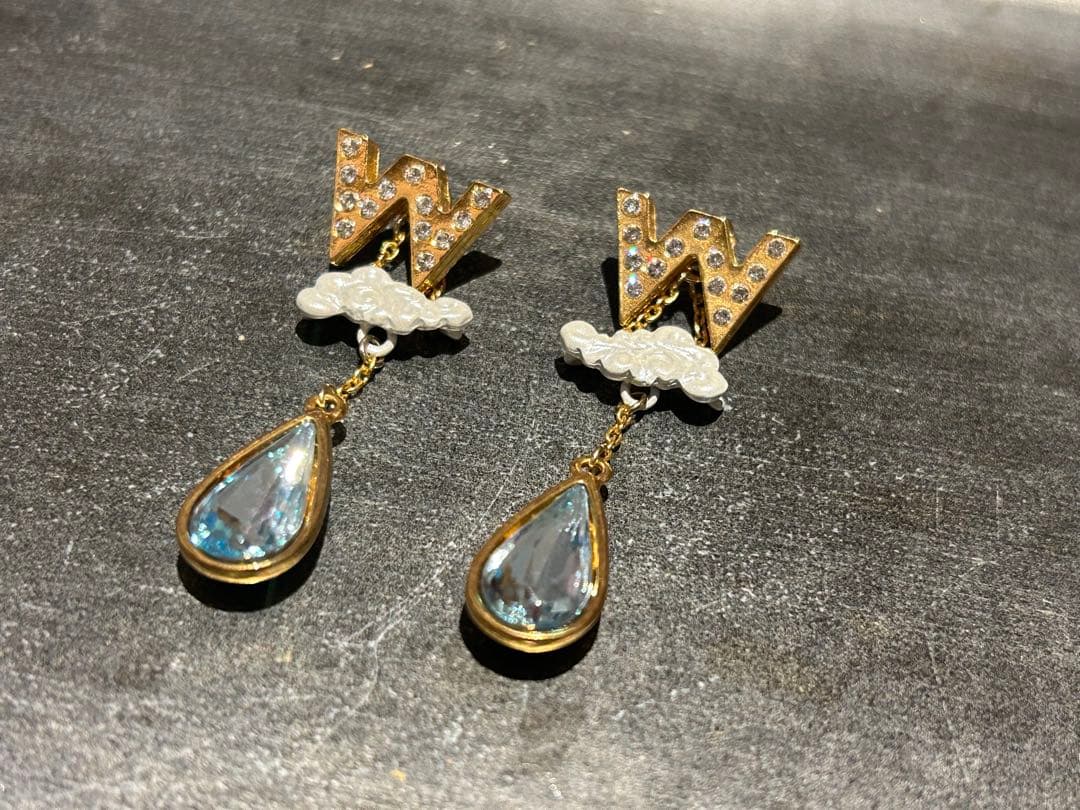 ジョジョの奇妙な冒険 PAMEO POSE ウェザー　ピアス　ゴールド