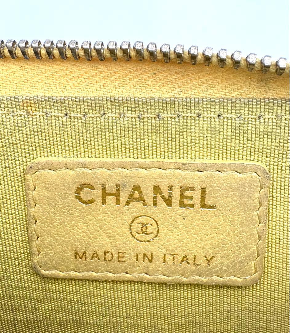 シャネル ラムスキン ケース A68943 イエロー 23番台 小銭入れ