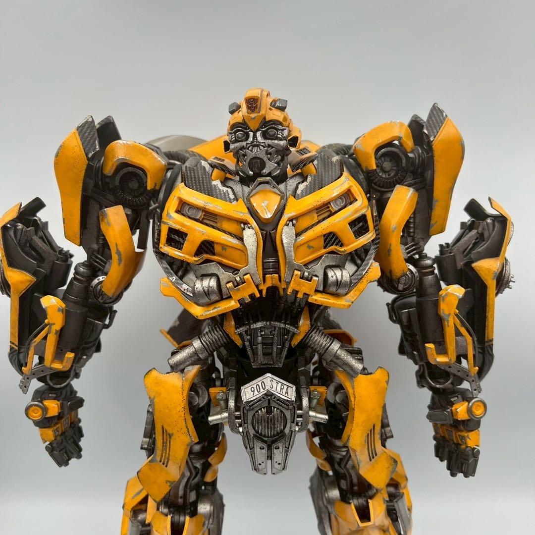 THREEZERO　トランスフォーマー　バンブルビー　THREEA　足首傷あり