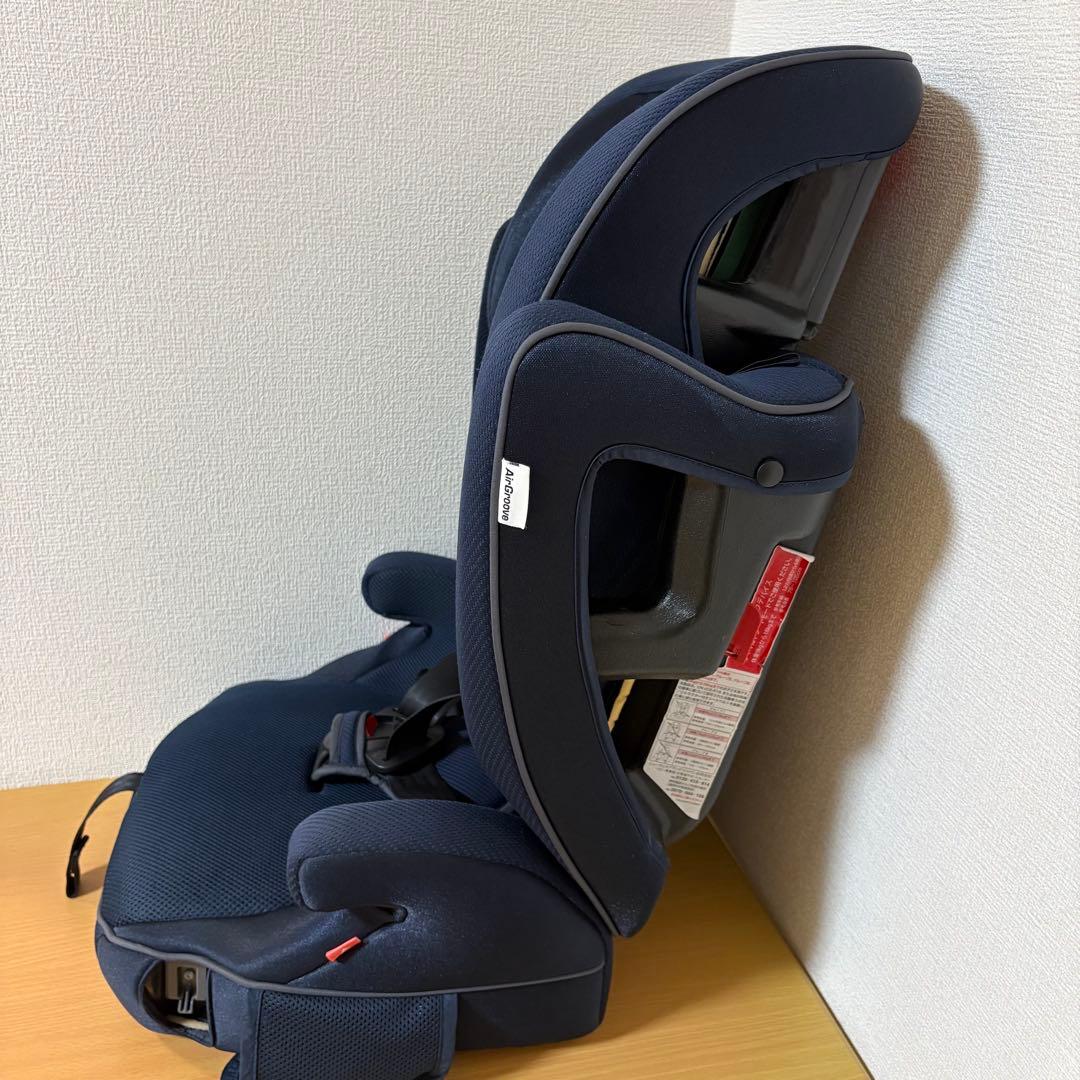 アップリカ エアグルーヴ AD ネイビー ジュニアシート