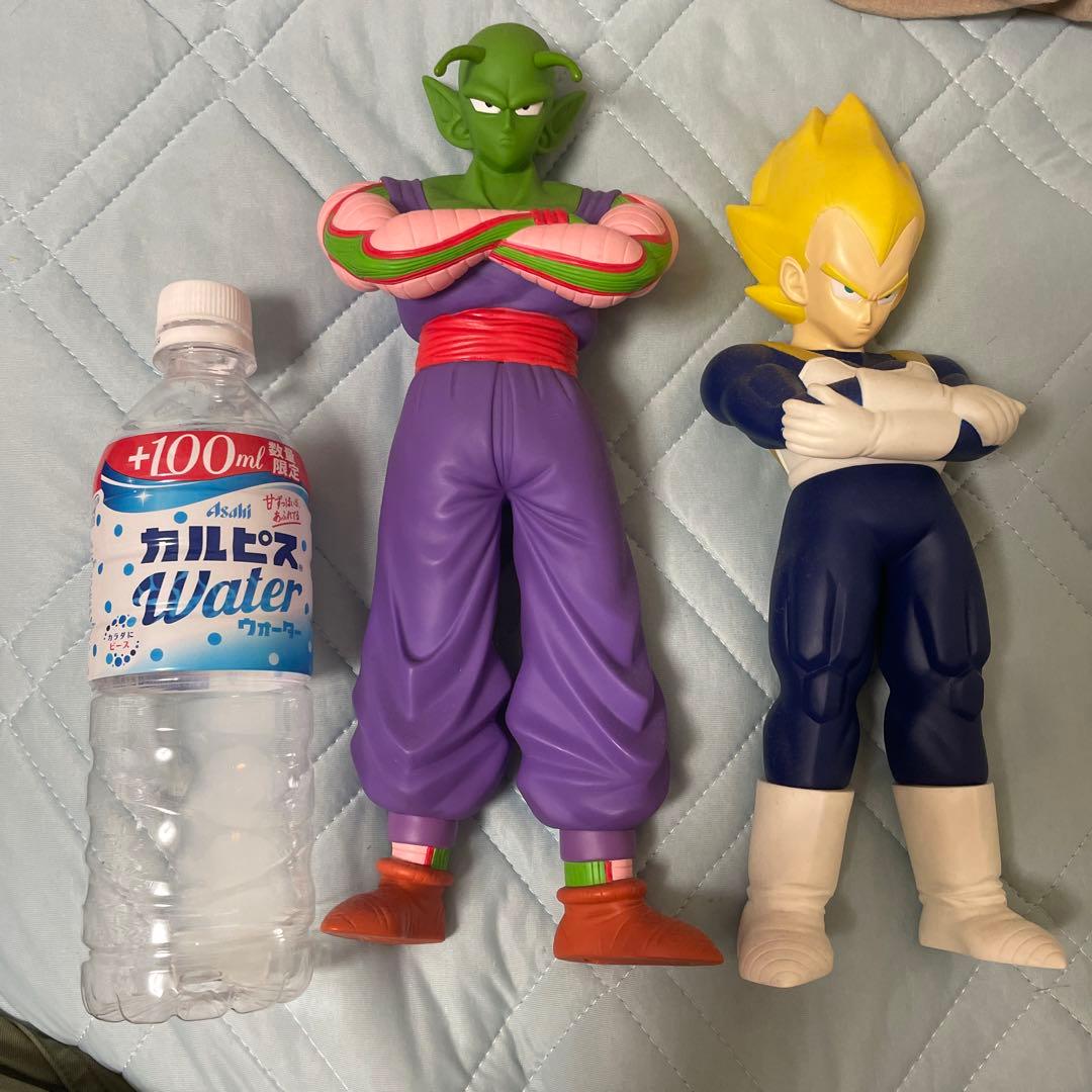ドラゴンボールフィギュア　2体