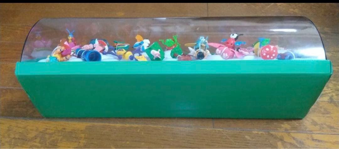 キンダーサプライズ　非売品