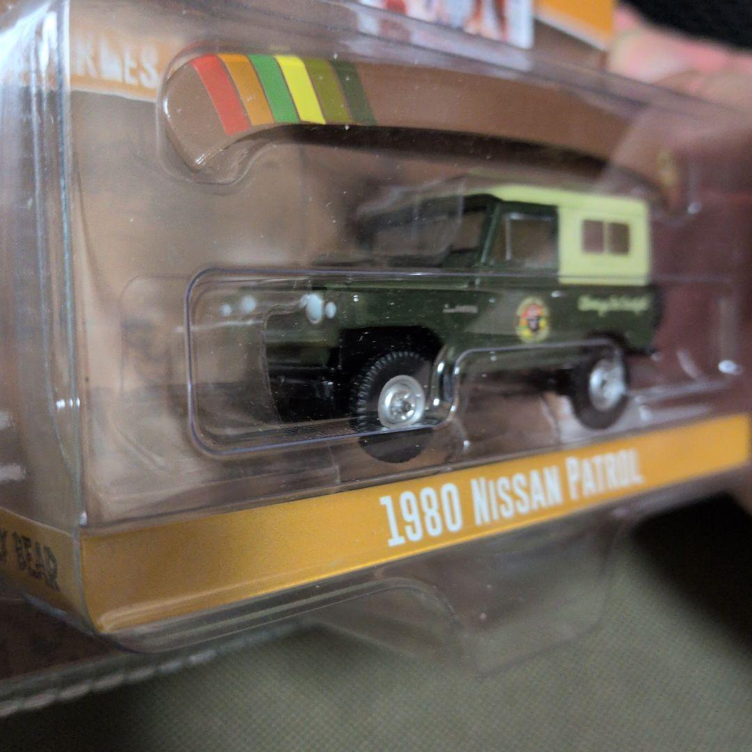 GREENLIGHT 1980 NISSAN PATROL スモーキー・ベア