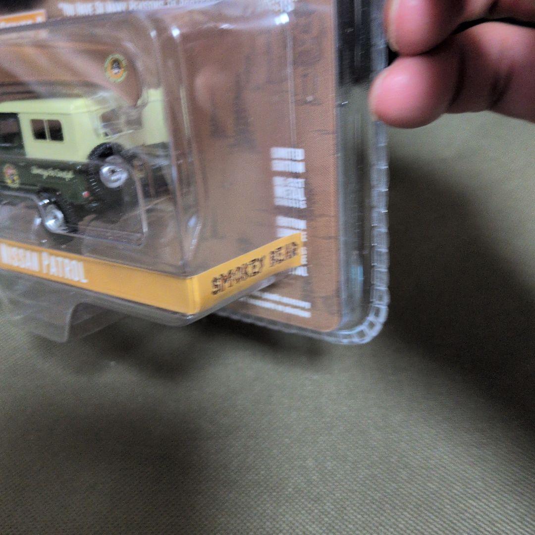 GREENLIGHT 1980 NISSAN PATROL スモーキー・ベア