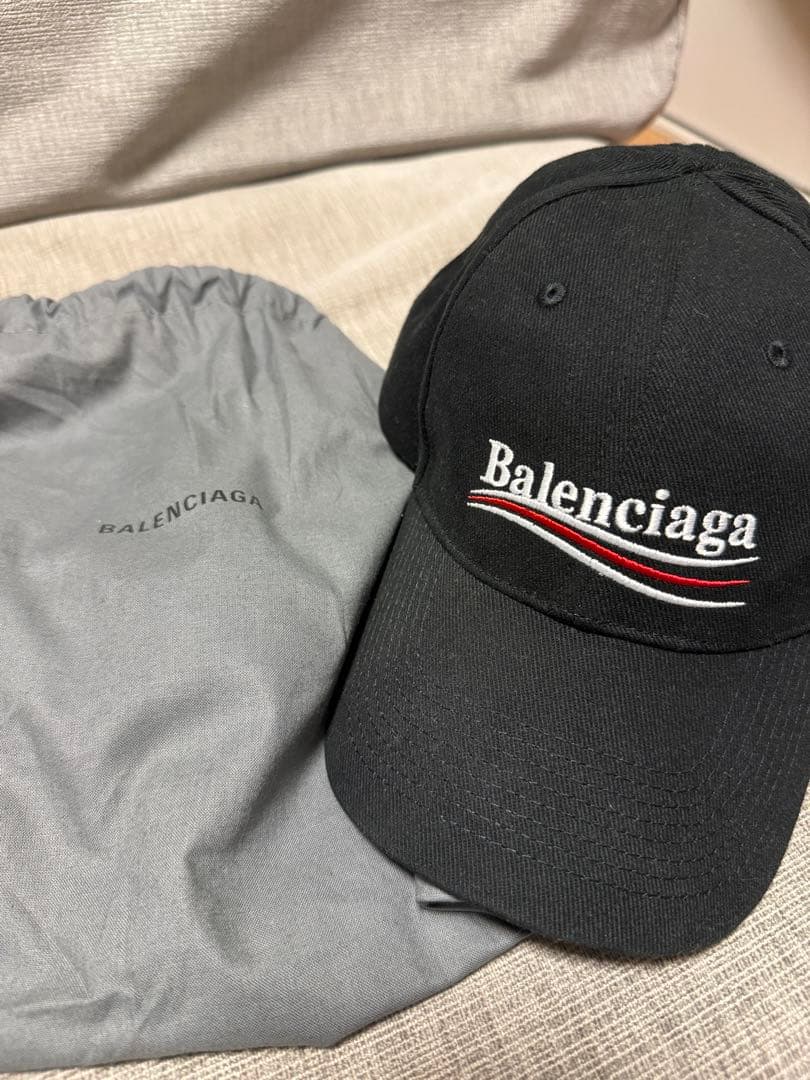 Balenciaga キャップ