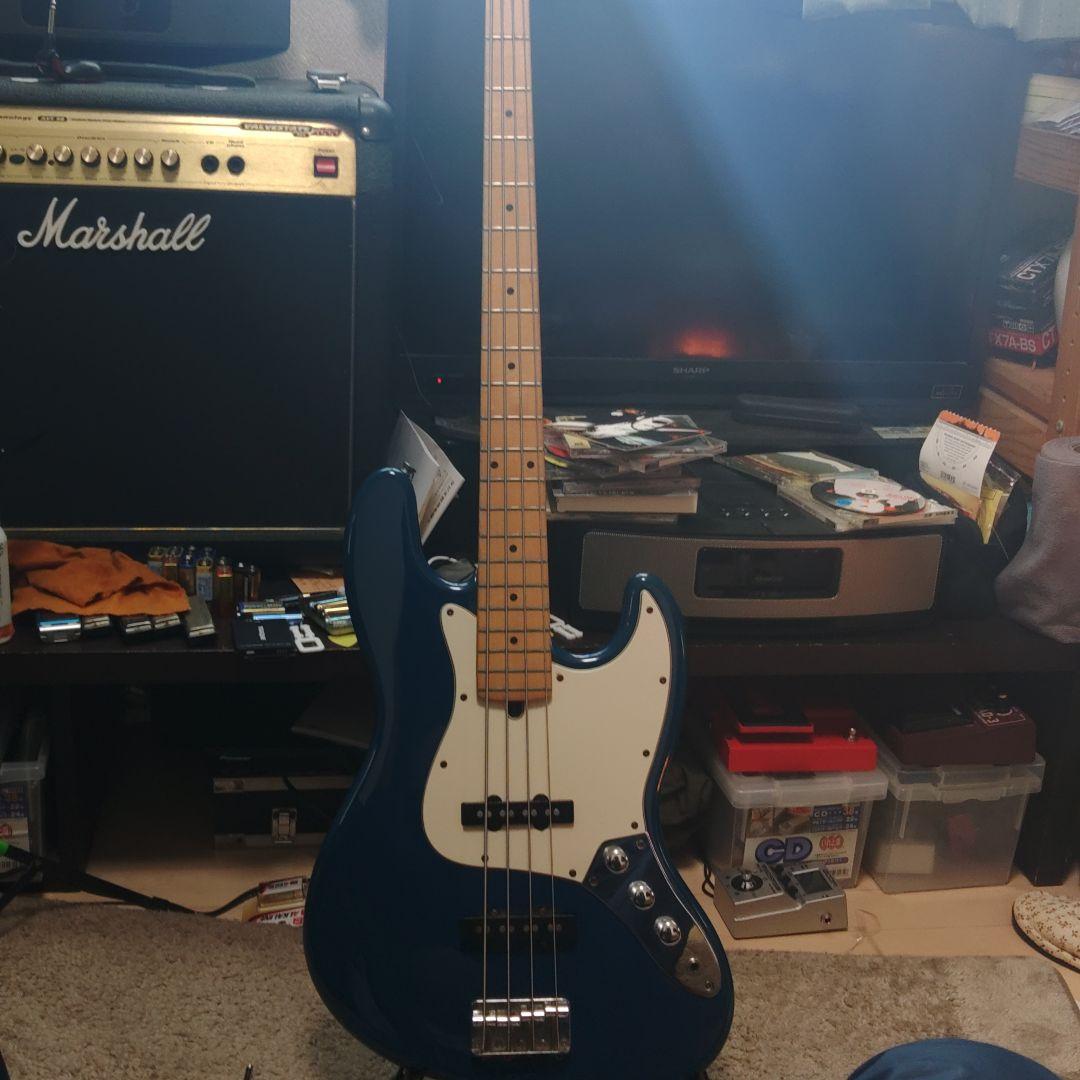 Bacchus エレキベース 青