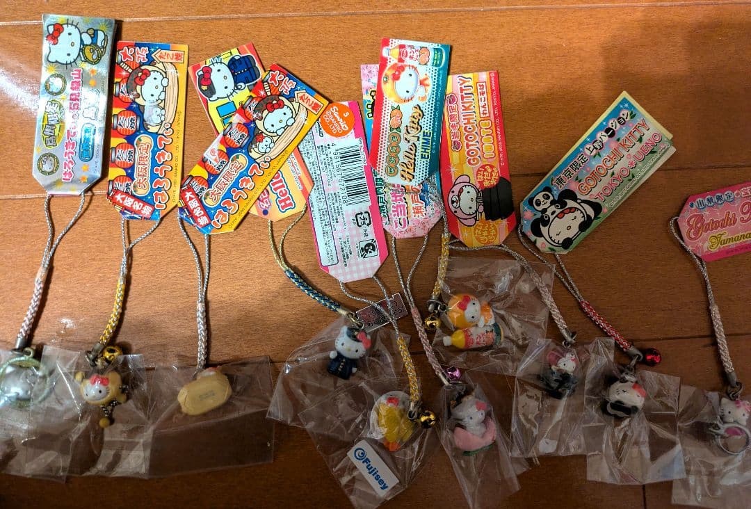 ご当地キティ 根付　80個まとめ売り レアあり