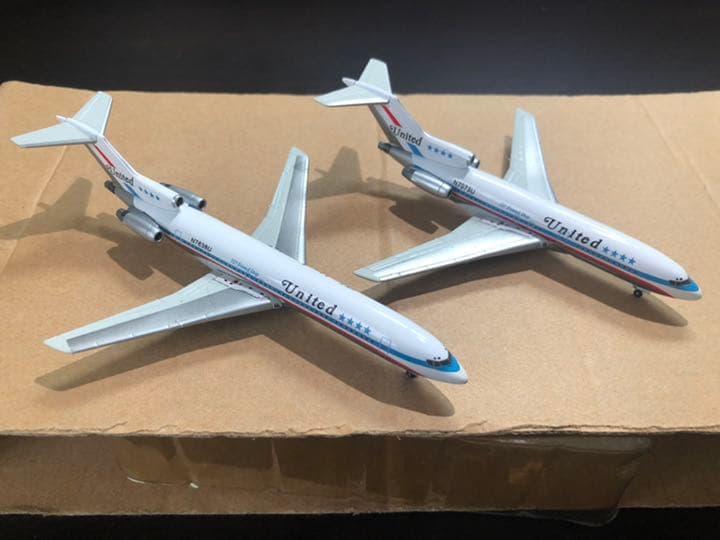 航空機・ヘリコプター 1/400 B727 UNITED AIRLINES FRIEND SHIP