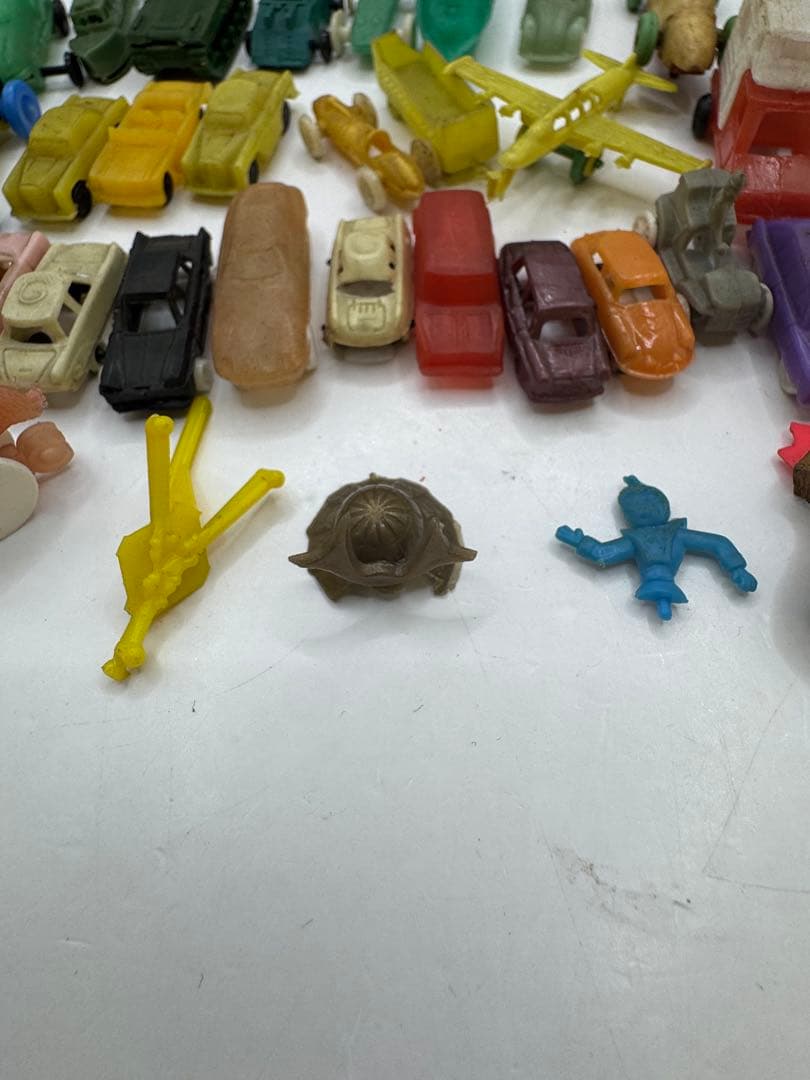 グリコ おまけ レトロ 昭和 フジヤ 木製 130点ほど 機関車　ロボット