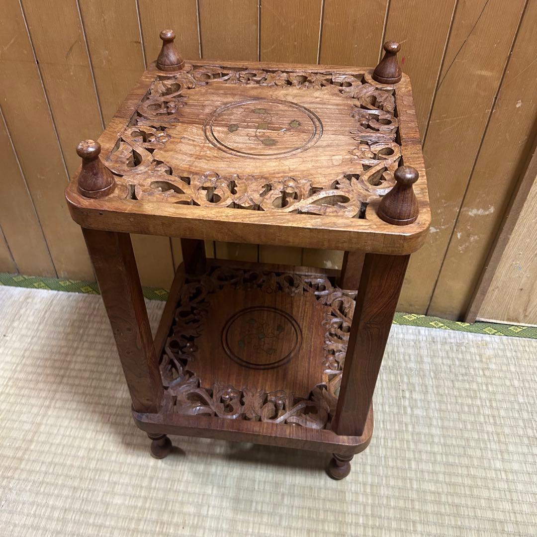 インド製 サイドテーブル ナイトテーブル　飾り台 花台 輸入家具 アンティーク