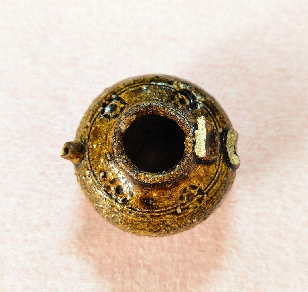 古瀬戸印花文水滴です。（骨董）