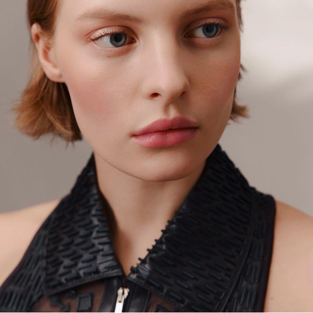 【新品未開封】エルメス ホリデー限定品《プードル ロカバール》フェイスパウダー