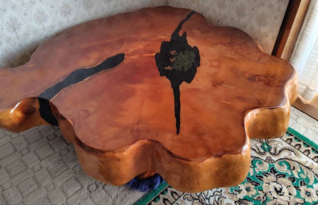 ユニークな自然木の座卓　値段相談可