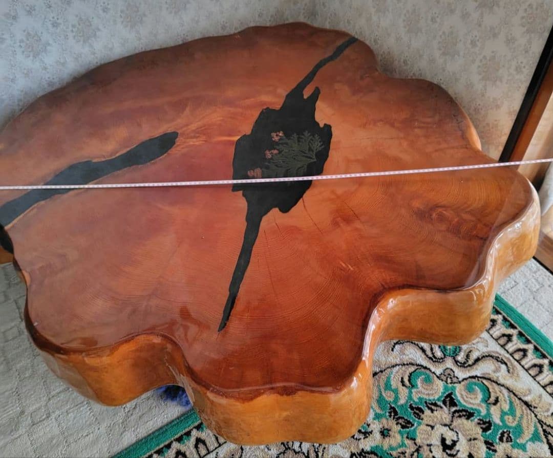 ユニークな自然木の座卓　値段相談可