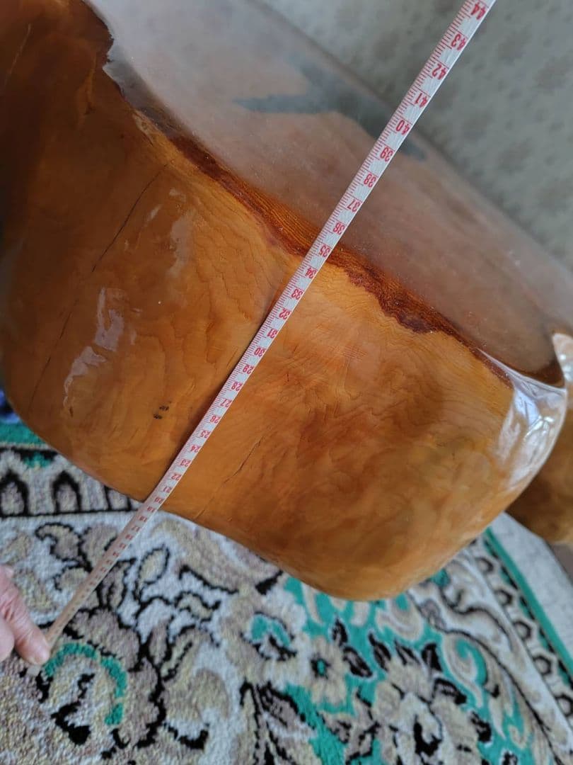 ユニークな自然木の座卓　値段相談可