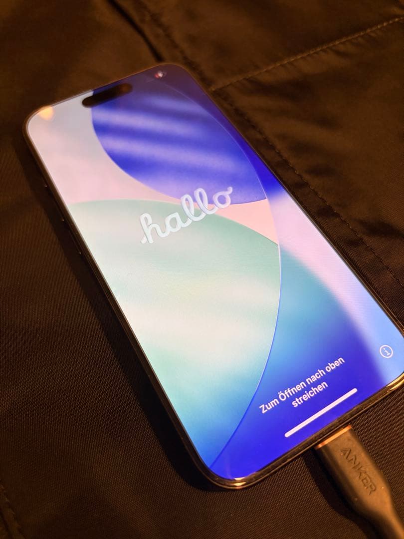 即日発送超美品SIMフリーiPhone 15pro ブラックチタニウムおまけ付き