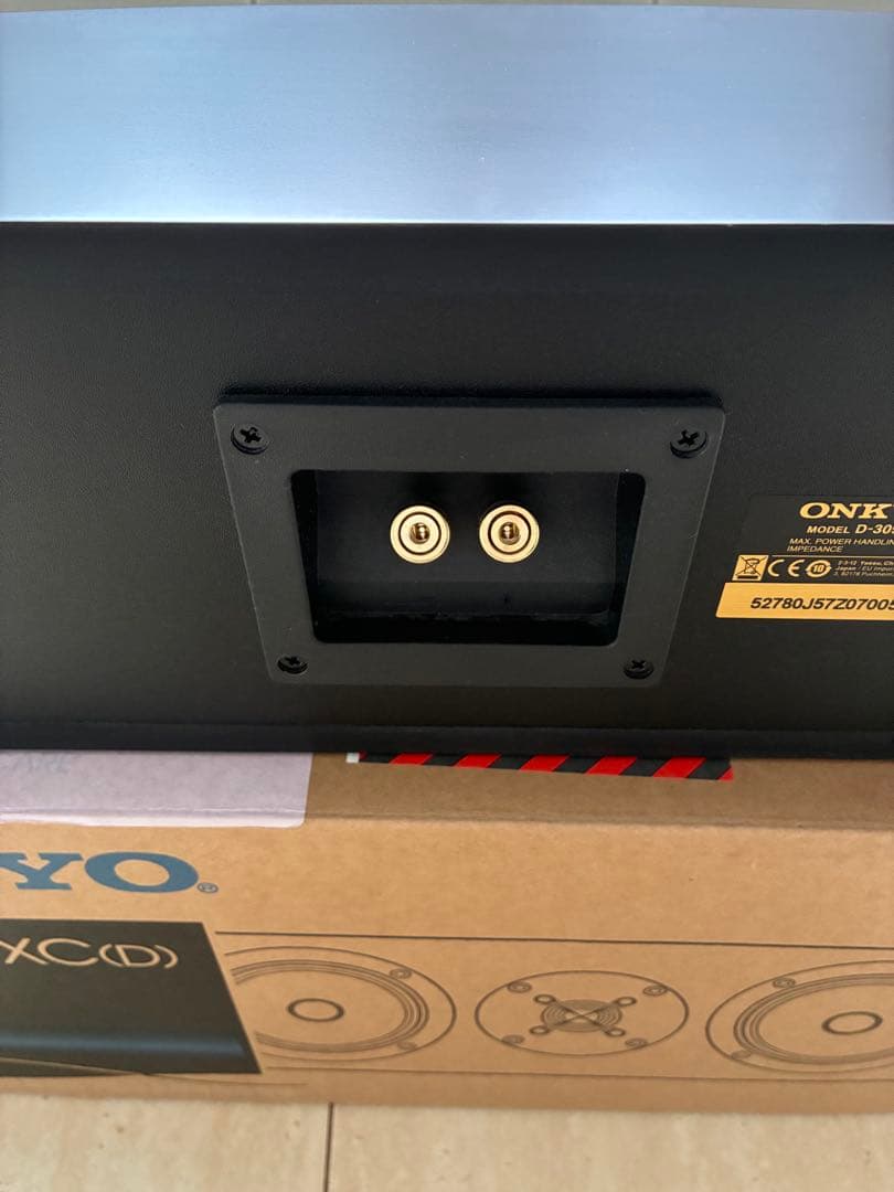 オンキョー センタースピーカー　D-309XC 美品