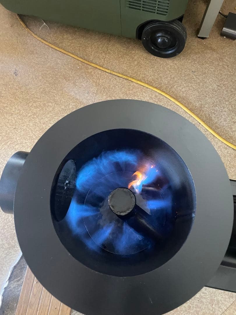 廃油ストーブ　耐熱塗装　高品質