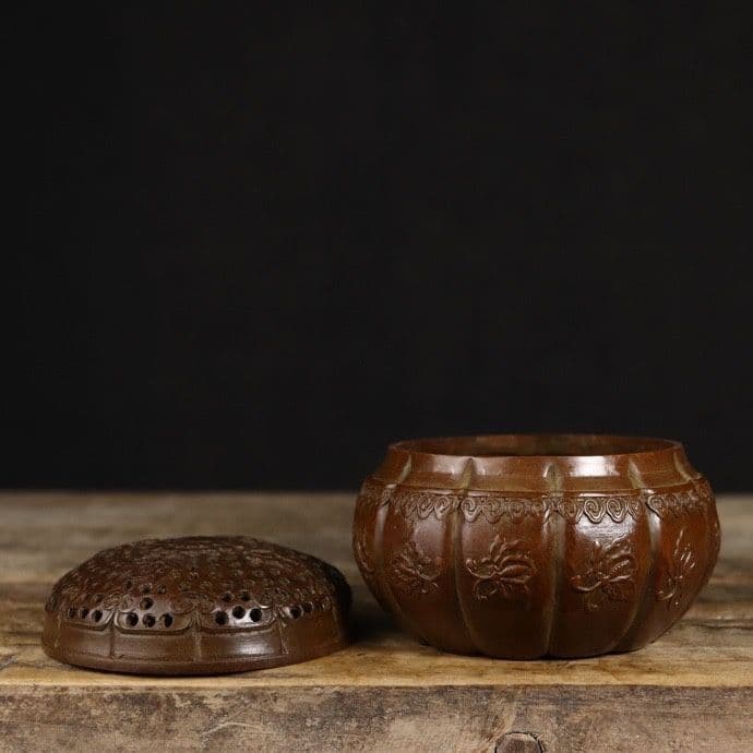 銅器 蘇工 百蝶菊帯蓋暖手炉 香炉香道具 室内香炉 装飾品 工芸品 置物