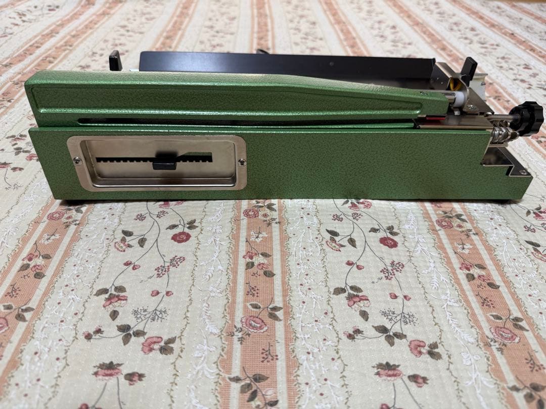 Apollo Braille Maker II 点字印刷機