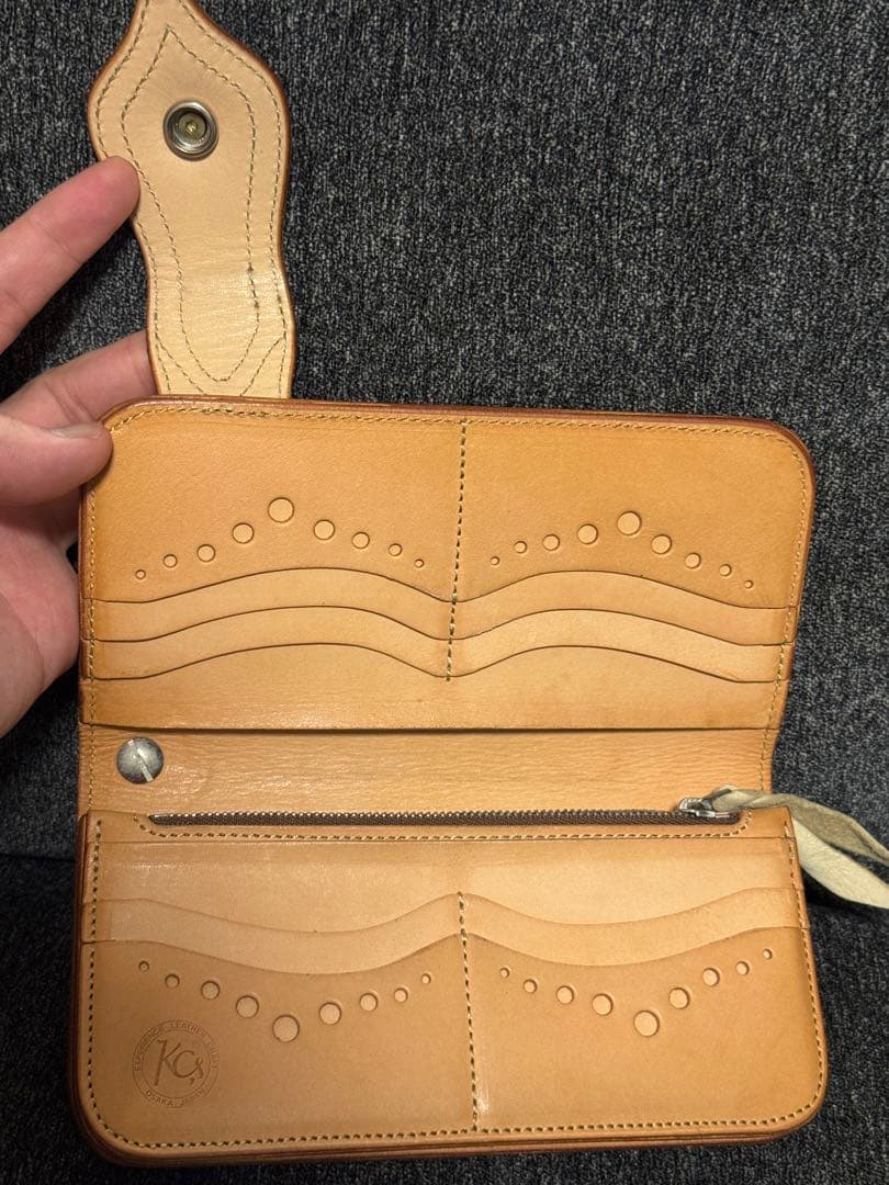 KC’s ロングウォレット　スタンピード