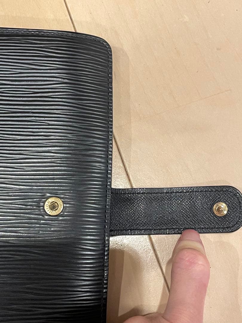 ⚠️ゆなルイヴィトン　アジェンダMM　エピ　ノワール　黒　手帳カバー