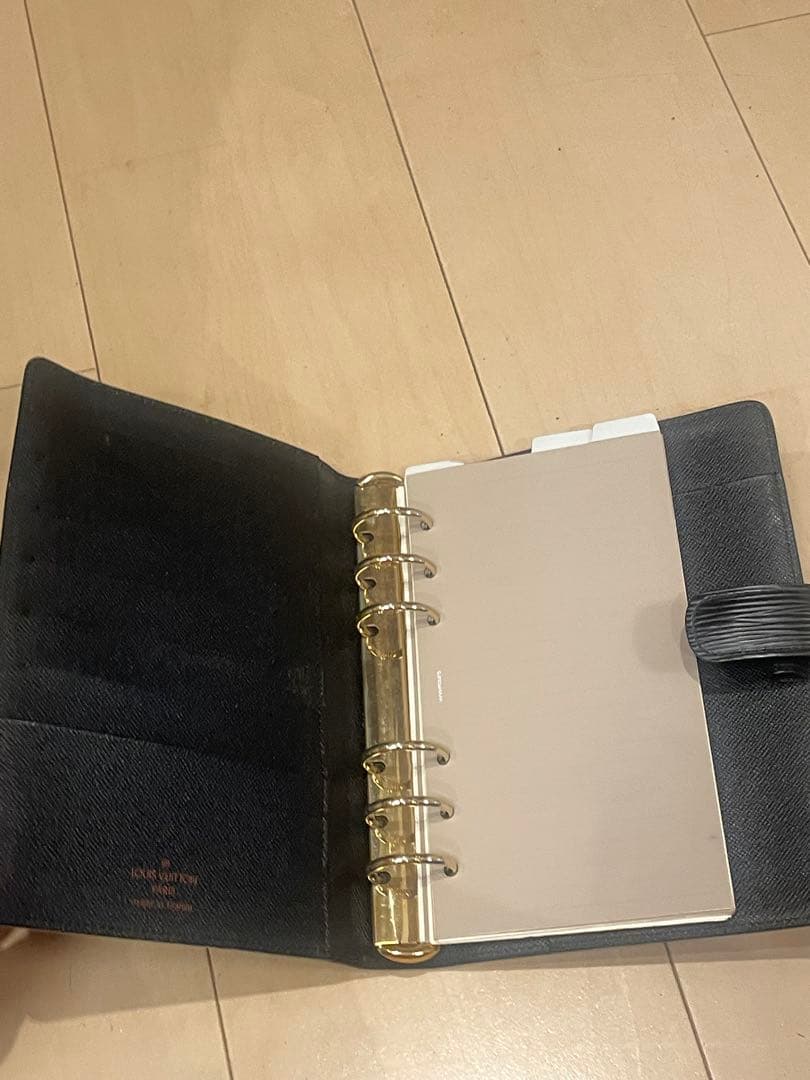 ⚠️ゆなルイヴィトン　アジェンダMM　エピ　ノワール　黒　手帳カバー