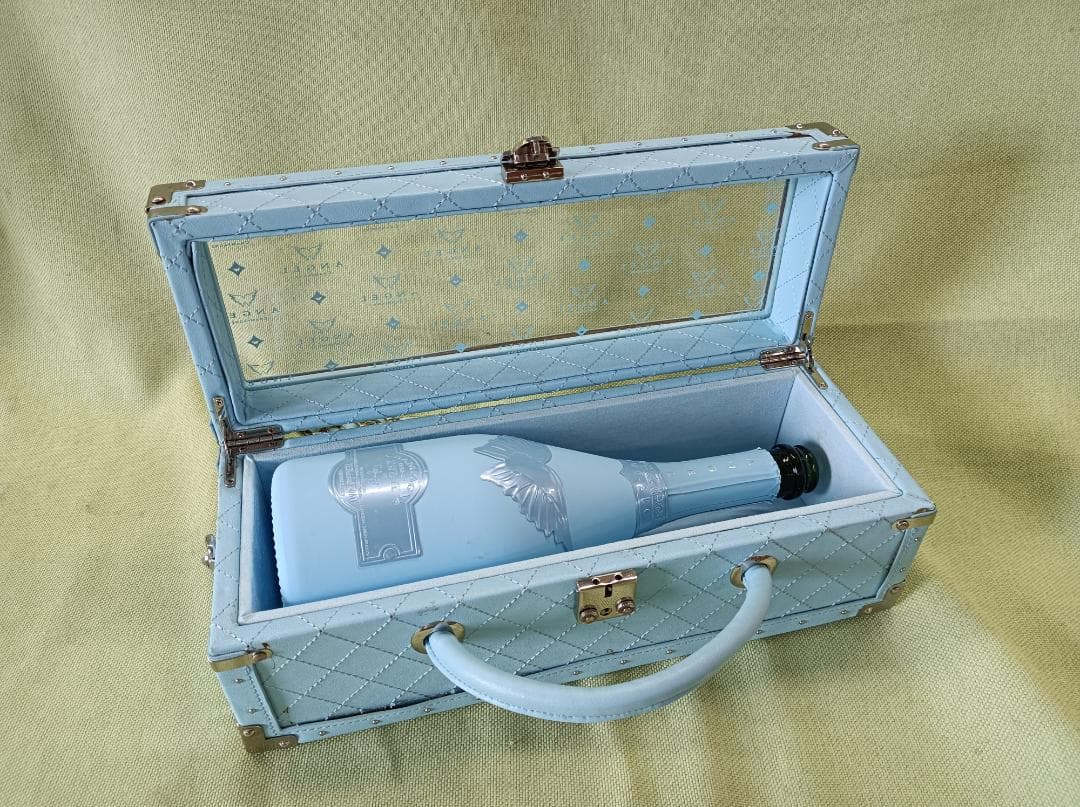 都《LMYCL》エンジェルシャンパン　ドゥミセックブルー　鍵付＋ホワイト　レッド