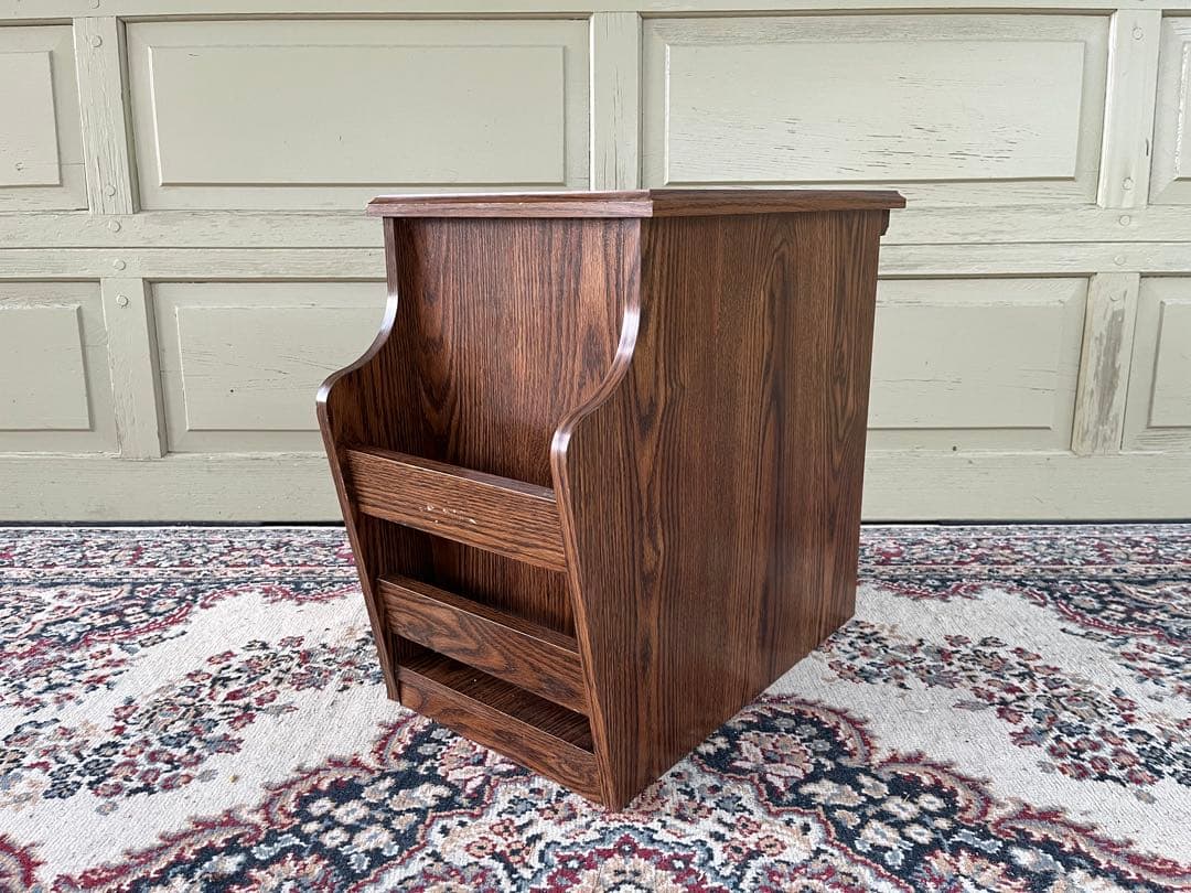 Sauder 【アメリカ老舗家具メーカー】木製マガジンラック付きキャビネット