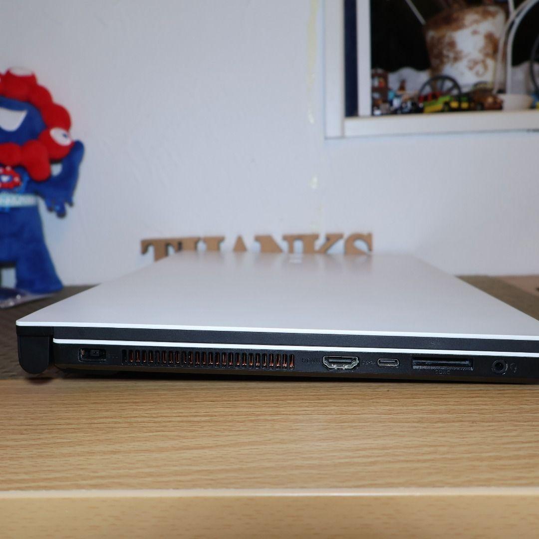 最上位Win11公式対応8世代i7/メモリ16G/新品SSD/BD/無線/カメラ