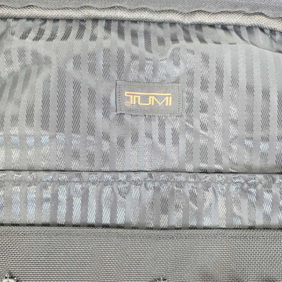 TUMI トゥミ　ナイロン　革　ハンドル　ブラック ビジネス　ハンド バッグ