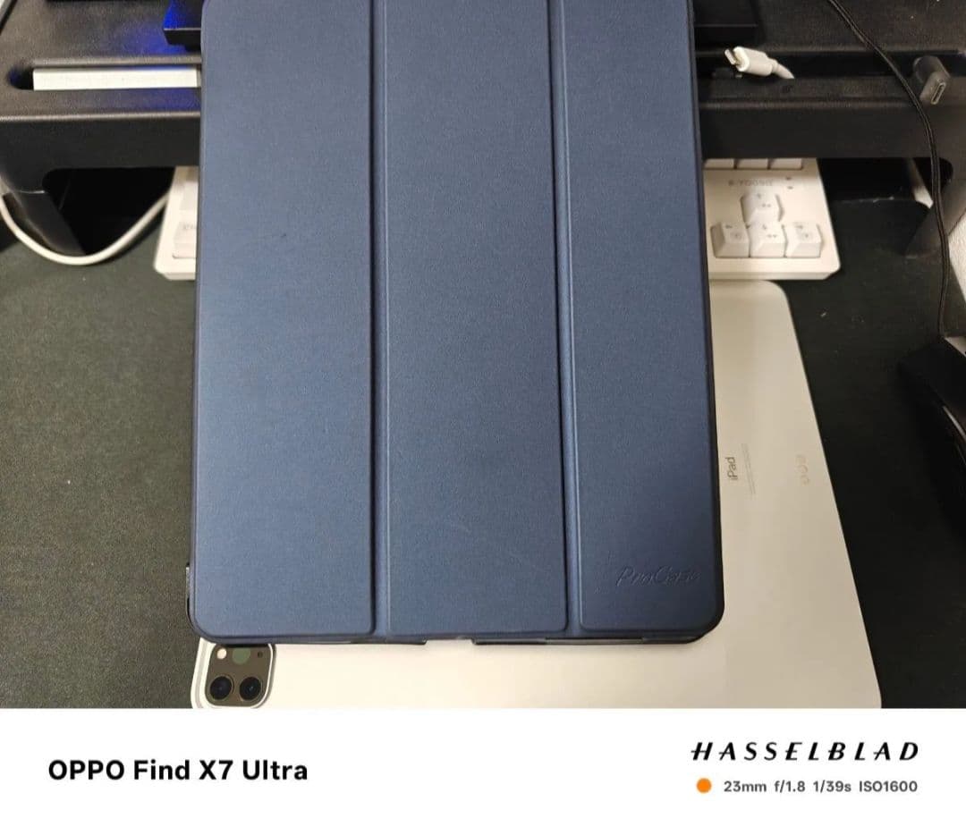 iPad Pro 12.9インチ (第4世代) Wi-Fiモデル