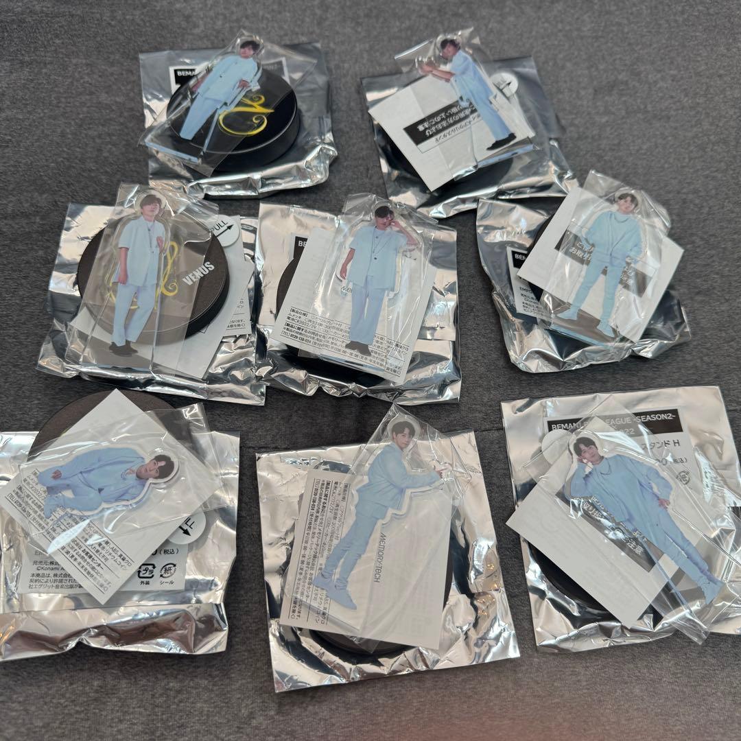 ヤ*チ様 VENUS ボイスアクリルスタンド