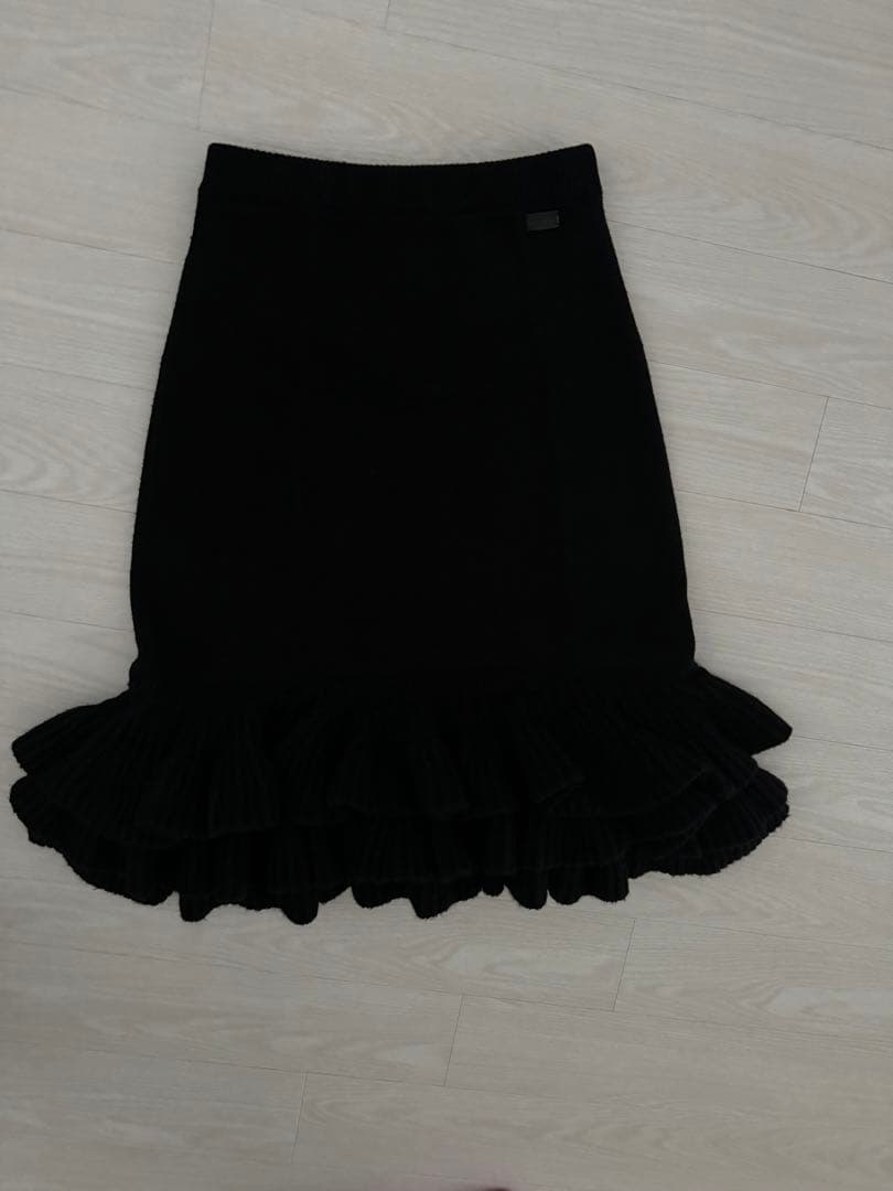 シャネルス裾フリフリ、カシミヤ100%正規販売店購入