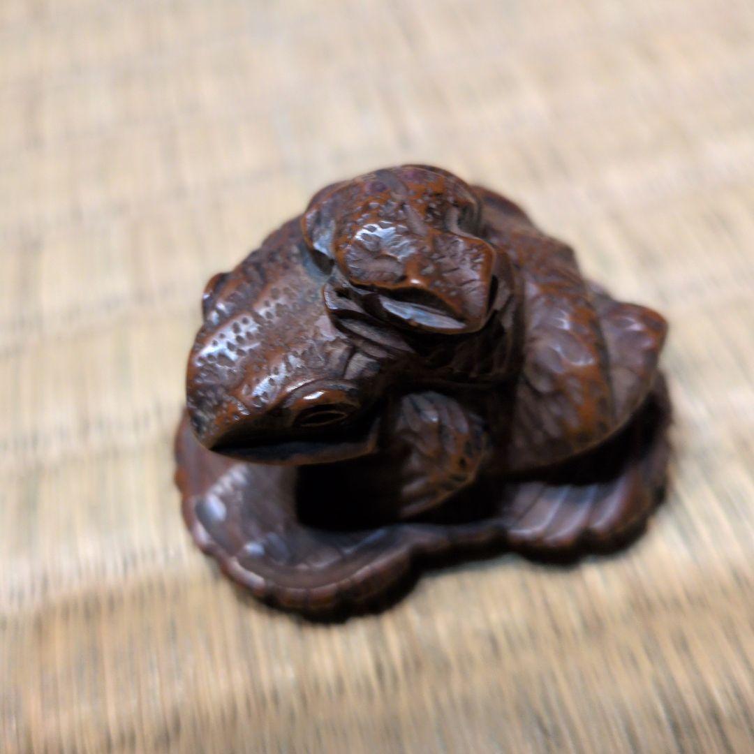 根付　草履親子蛙