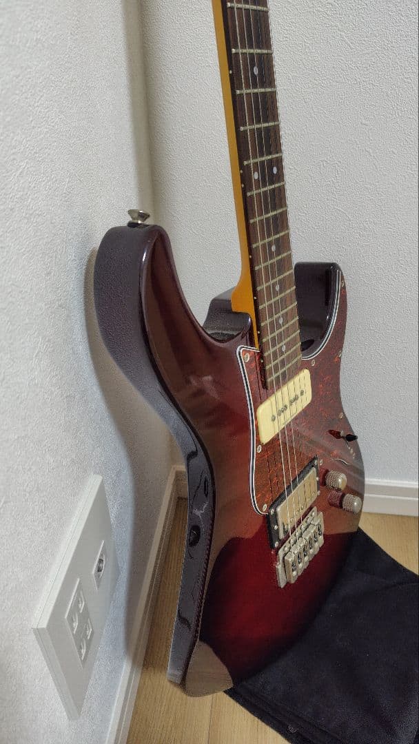 Yamaha PACIFICA 611 エレキギター