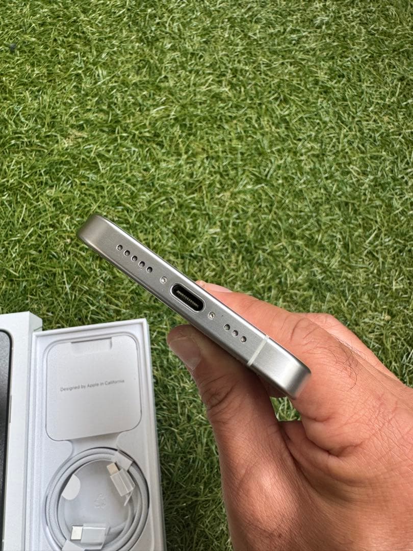 【値下げ中！】【iPhone 15 Pro 256G】本体　箱付き　ケーブル付き