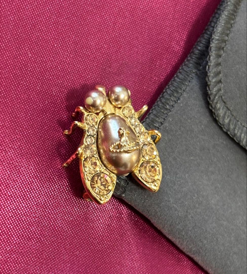 Vivienne Westwood ヴィヴィアン ウエストウッド ブローチ
