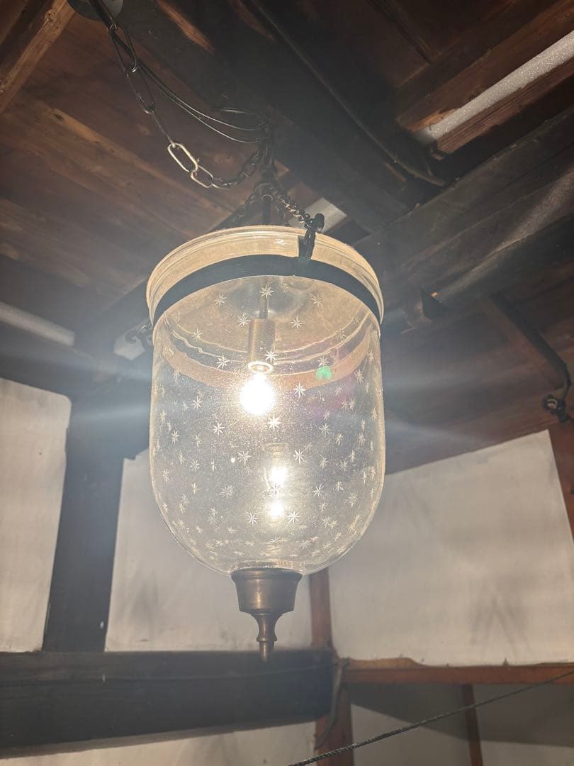 コロニアルスタイル　ガラスランプ　天井ライト