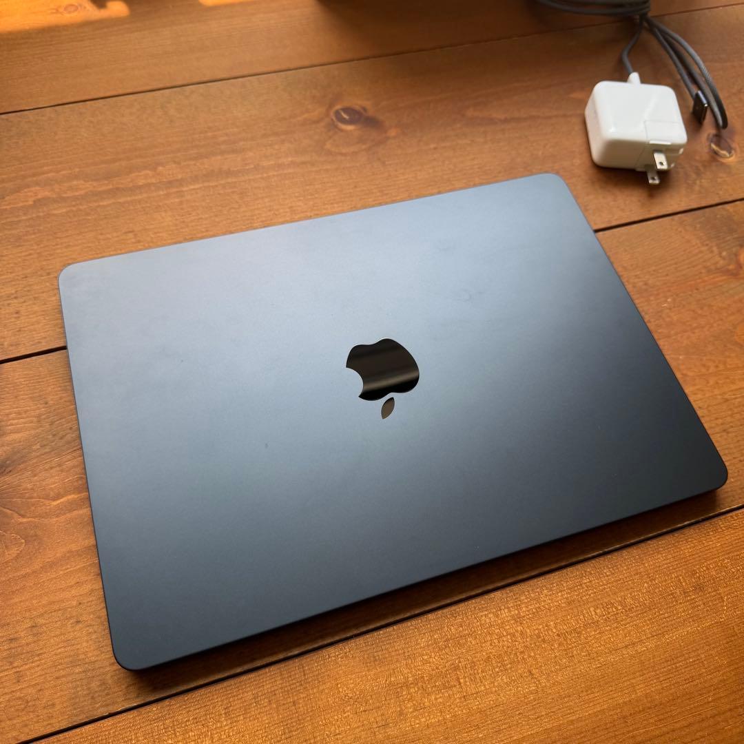 ✨極美品✨ MacBook Air M2 13.6インチ 本体 256GB