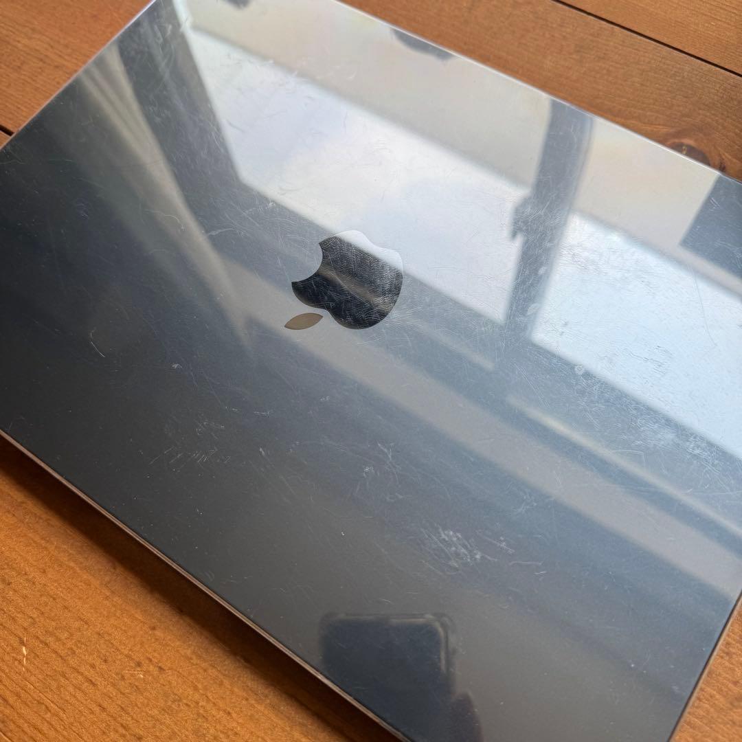 ✨極美品✨ MacBook Air M2 13.6インチ 本体 256GB