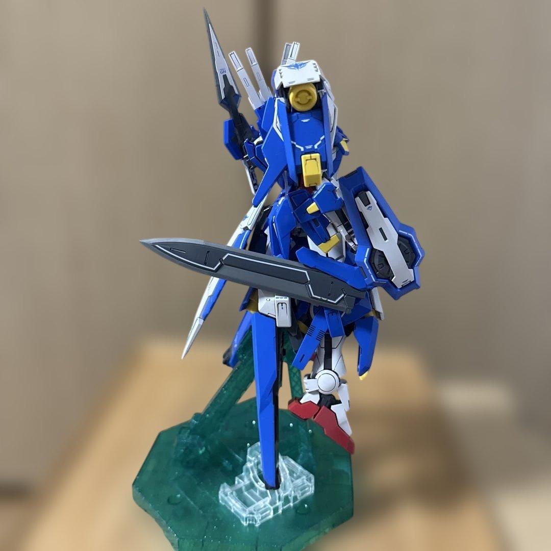 ＭＧ 1/100 ガンダムアヴァランチエクシアダッシュ　完成品