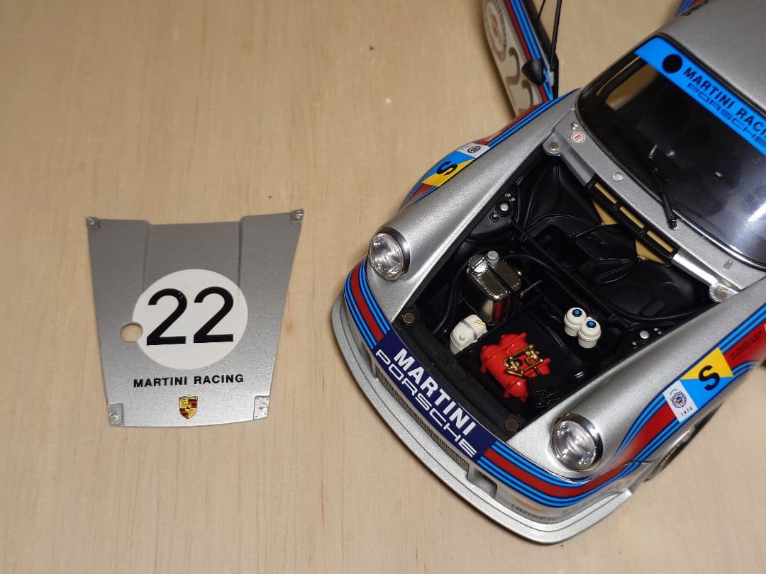 AutoArt ポルシェ 911 Carrera RSR turbo 21