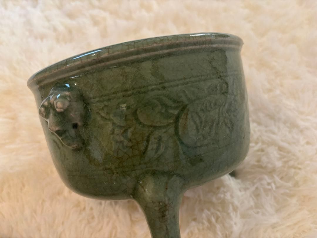 骨董　緑色 陶器 香炉　彫刻装飾付き