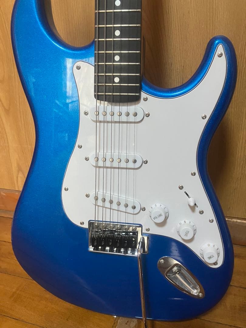 【値下げ】Play Tech プレイテック　ストラト　Fender ギグバック付