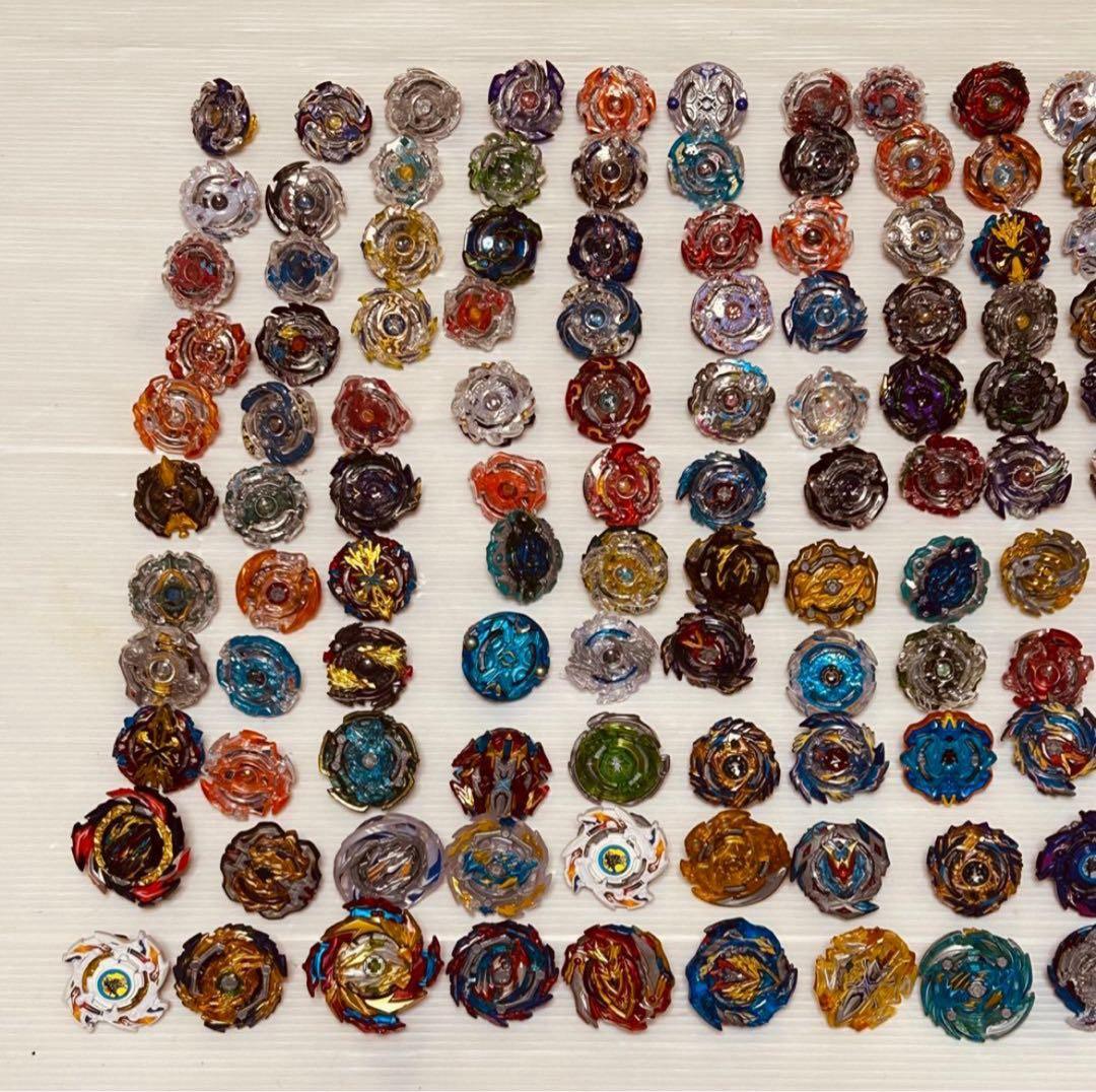 まとめて ベイブレードバースト 165個 ランチャー パーツ スタジアム付き