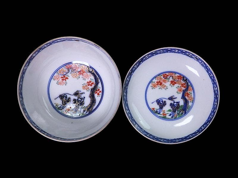 大聖寺伊万里　唐子に桜花　金唐草に花の図　大振蓋茶碗　D073AS-CPe