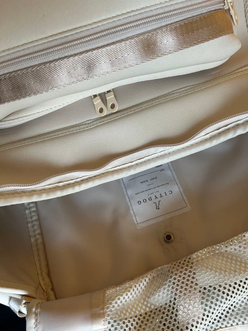 CITY DOG シティドッグ　リュック　キャリーバッグ　オフホワイト　Rサイズ