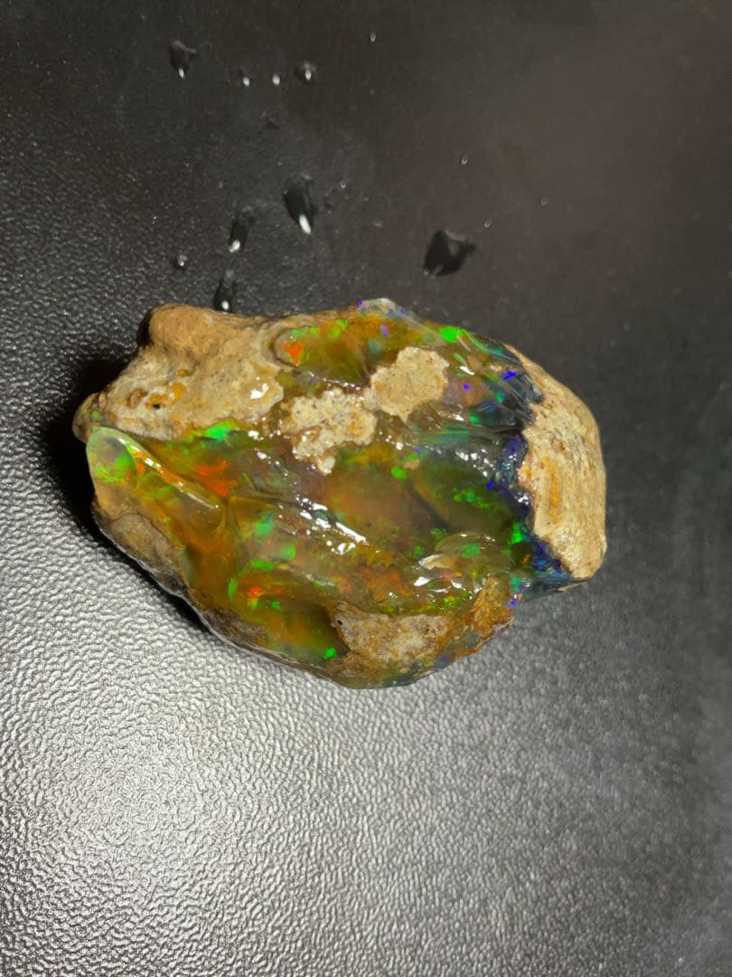 【150CT】エチオピア　オパール　原石　緑　オレンジ